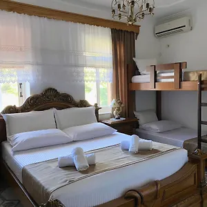 Yuri Gjirokastër